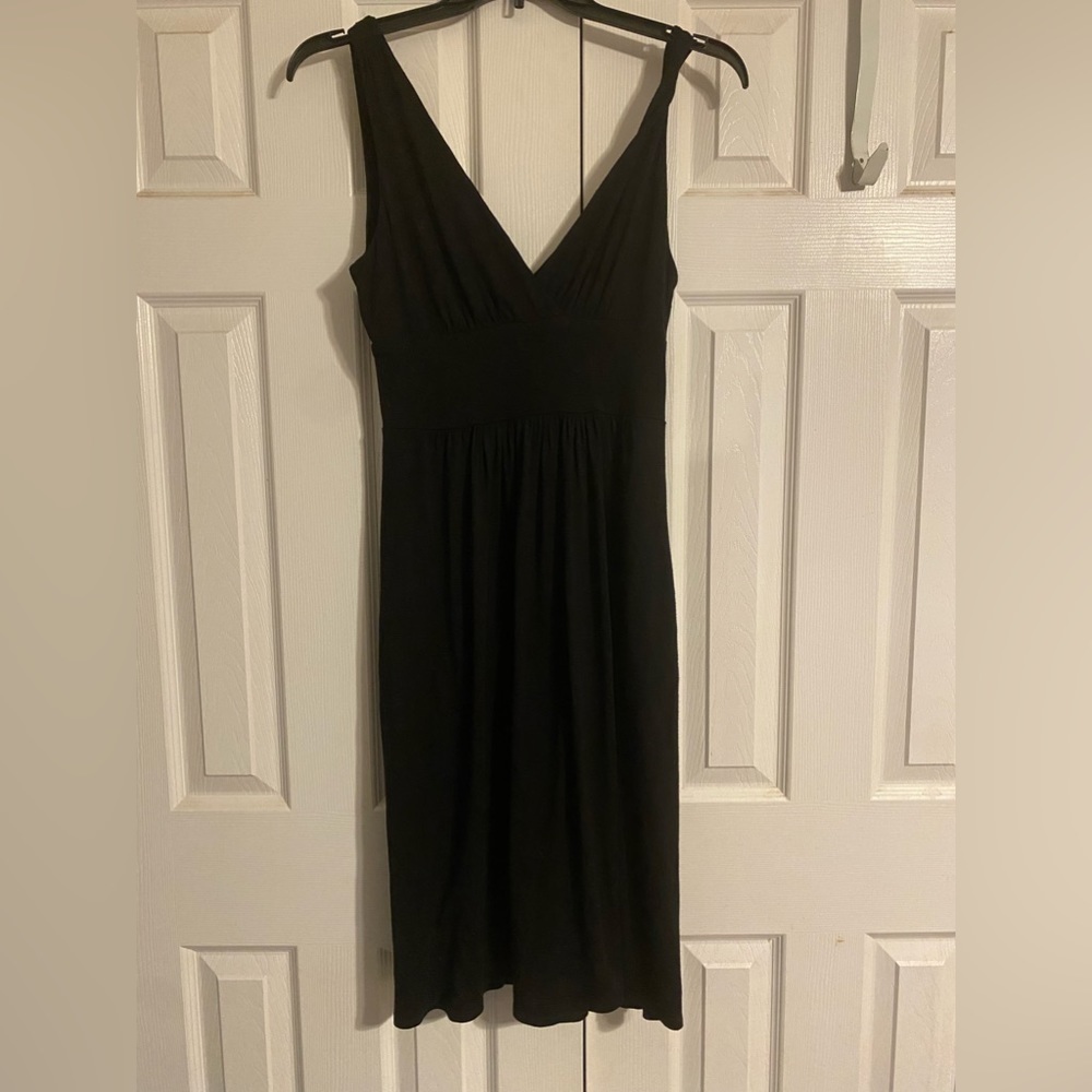 VINCE DRESS - Picture 1 of 2